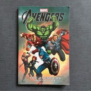 Marvel Avengers: The Avengers Initiative Graphic Novel Book‎